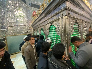 تصاویر/ تجدید میثاق طلاب مدرسه علمیه امام موسی کاظم(ع) برزک  کاشان با امام راحل و شهدا