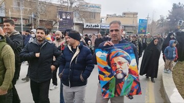 تصاویر/ راهپیمایی یوم الله ۲۲ بهمن در الیگودرز