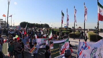 فیلم| شکوه حضور مردم سیراف در جشن انقلاب