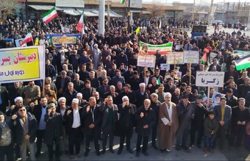 تصاویر/  راهپیمایی ۲۲ بهمن در شهرستان مرزی پلدشت