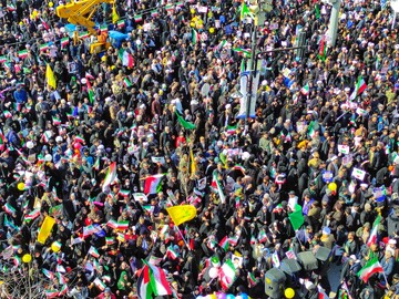 دعوت مرکز مدیریت حوزه‌های علمیه از مردم برای حماسه آفرینی در ۲۲ بهمن