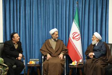 تصاویر / دیدار  رئیس سازمان عقیدتی سیاسی ارتش با نماینده ولی فقیه در استان قزوین