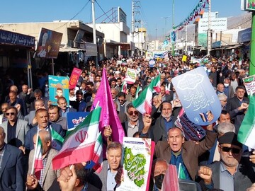 تصاویر/ سنگ تمام و حضور پررنگ مردم شریف دهدشت در راهپیمایی ۲۲ بهمن ۱۴۰۳