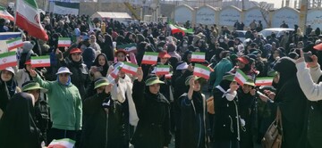 تصاویر/ حضور پرشور مردم شهرستان ملارد تهران در راهپیمایی روز ۲۲ بهمن