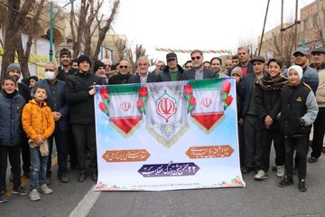 تقدیر مدیرکل آموزش و پرورش یزد از حضور دانش‌آموزان و جامعه فرهنگیان در راهپیمایی۲۲بهمن