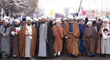 قدردانی مدیر حوزه علمیه خراسان از حضور پرشور مردم در راهپیمایی ۲۲ بهمن