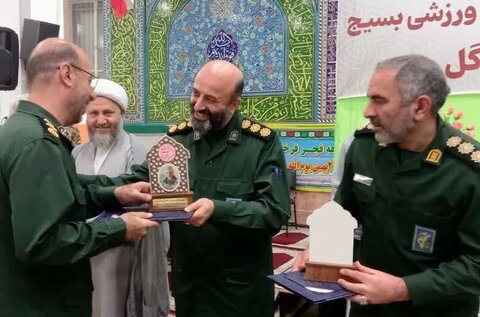 تصاویر/ اختتامیه سومین جشنواره فرهنگی ورزشی بسیج شهرستان آران و بیدگل