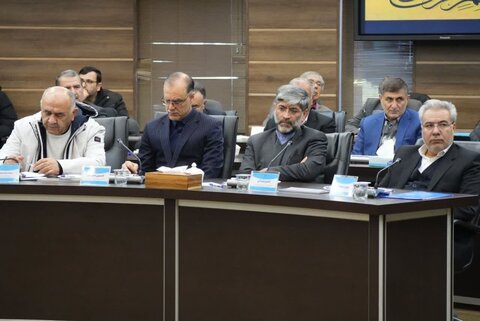 تصاویر/ نشست فعالان اقتصادی، کارآفرینان و تولیدکنندگان استان با رئیس مجلس شورای اسلامی