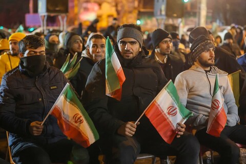 تصاویر/ مراسم جشن چهل و ششمین سالگرد پیروزی انقلاب اسلامی ایران در مسجد حاج وهاب آقا