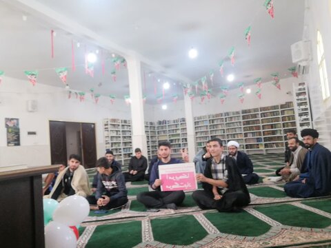 تصاویر جشن سالگرد پیروزی انقلاب در مدرسه امام رضا(ع)پلدختر