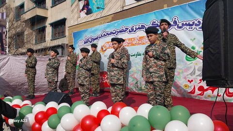 حضور مردم انقلابی شهر تهران در ساعات اولیه راهپیمایی ۲۲