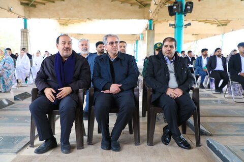 تصاویر/ جشن ازدواج ۴۶۰زوج یزدی در جشن۲۲بهمن