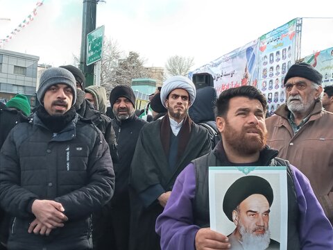 تصاویر راهپیمایی ۲۲ بهمن ماه در مشهد
