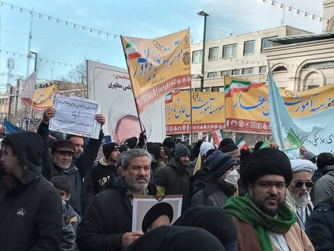 تصاویر راهپیمایی ۲۲ بهمن ماه در مشهد