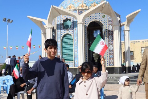 راهپیمایی ۲۲ بهمن در خارگ به روایت تصویر