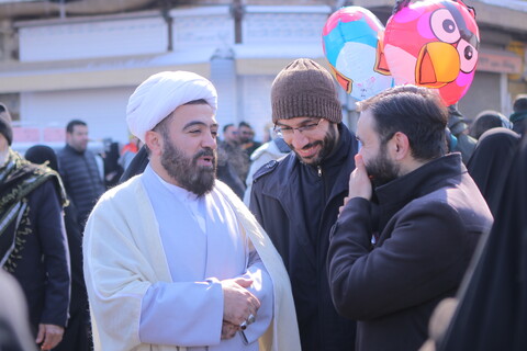 تصاویر/حضور طلاب و روحانیت در راهپیمایی روز 22 بهمن