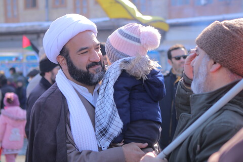 تصاویر/حضور طلاب و روحانیت در راهپیمایی روز 22 بهمن