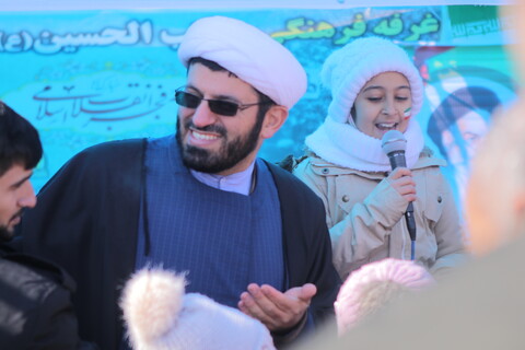 تصاویر/حضور طلاب و روحانیت در راهپیمایی روز 22 بهمن