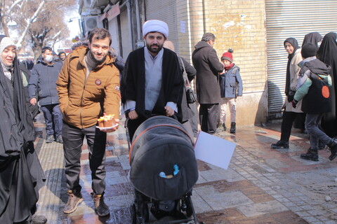 تصاویر/حضور طلاب و روحانیت در راهپیمایی روز 22 بهمن