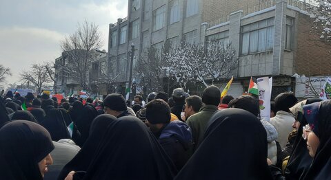 تصاویر/برگزاری مراسم پرشور راهپیمایی ۲۲ بهمن در اراک