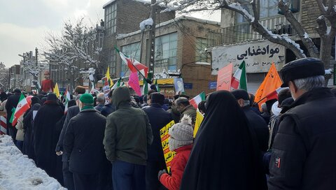 تصاویر/برگزاری مراسم پرشور راهپیمایی ۲۲ بهمن در اراک