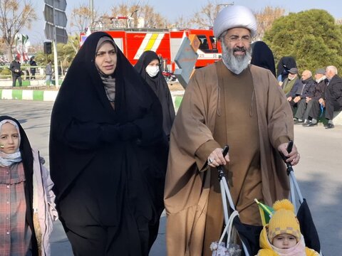 تصاویر/حضور پرشور مردم انقلابی کاشان در راهپیمایی 22 بهمن