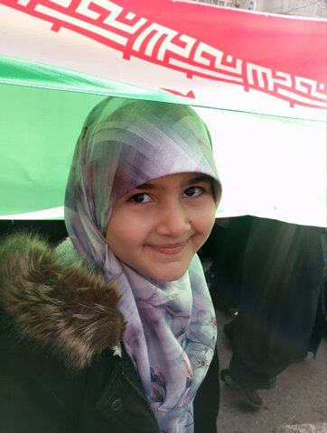 تصاویر/حضور پرشور طلاب و اساتید وکادر مدرسه علمیه فاطمیه محلات در راهپیمایی ۲۲بهمن