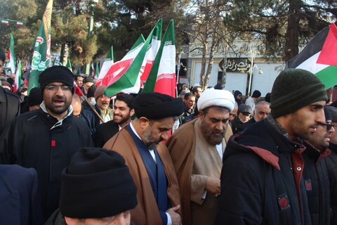 تصاویر / راهپیمایی یوم الله 22 بهمن در قزوین
