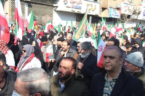 تصاویر / راهپیمایی یوم الله 22 بهمن در قزوین