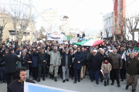 تصاویر/ حضور پرشور مردم سردشت در راهپیمایی روز 22 بهمن