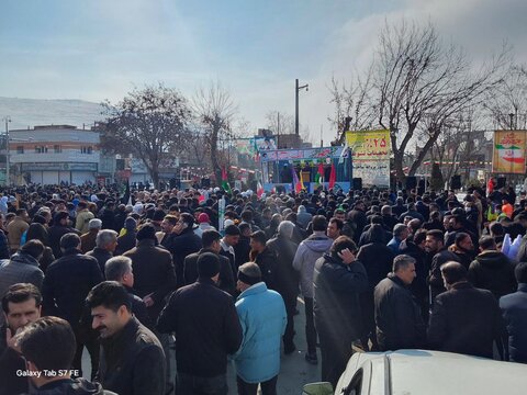 خروش مردم بوکان در بهار آزادی
