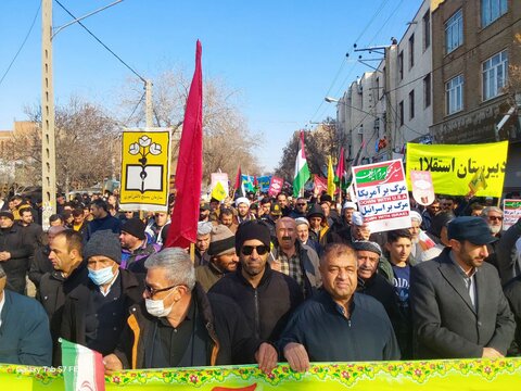 خروش مردم بوکان در بهار آزادی
طلوع بهار آزادی