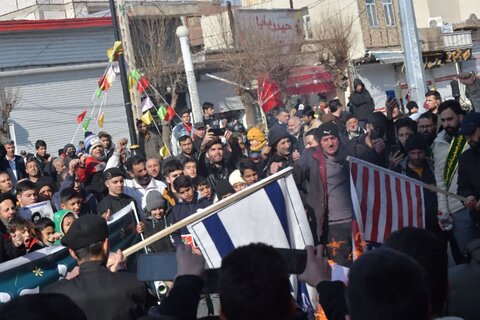 تصاویر/ حضور پرشور اقشار مختلف مردم شهرستان شوط در راهپیمایی ۲۲ بهمن ماه