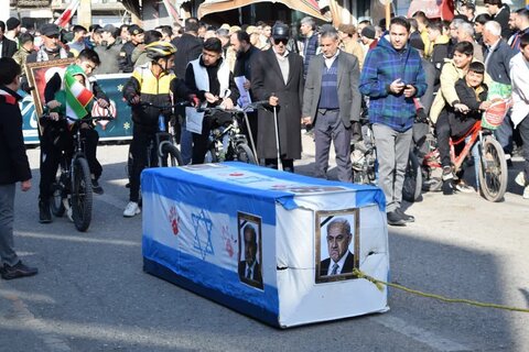 تصاویر/ حضور پرشور اقشار مختلف مردم شهرستان شوط در راهپیمایی ۲۲ بهمن ماه