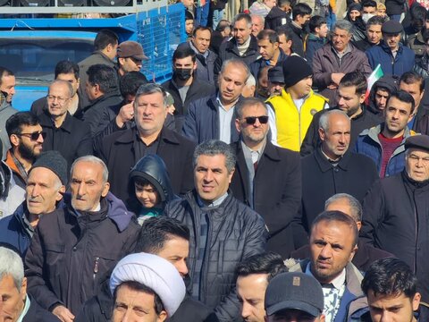 تصاویر/ تصاویر/راهپیمایی ۲۲ بهمن در شهرستان چایپاره