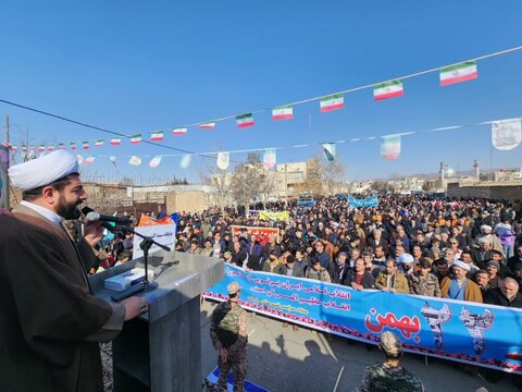 تصاویر/ تصاویر/راهپیمایی ۲۲ بهمن در شهرستان چایپاره