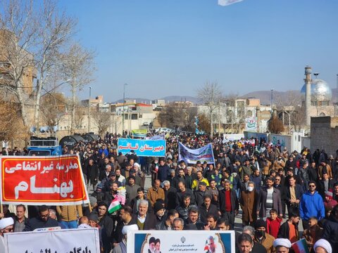 تصاویر/ تصاویر/راهپیمایی ۲۲ بهمن در شهرستان چایپاره