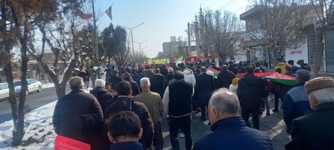 تصاویر/ حضور مردم شهر محمدیار در راهپیمایی روز یوم الله 22 بهمن