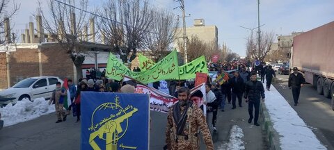 تصاویر/ حضور مردم شهر محمدیار در راهپیمایی روز یوم الله 22 بهمن