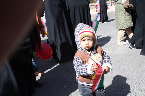 حضور کودکان و نوجوانان در راهپیمایی شهر جوپار