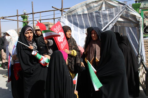 حضور کودکان و نوجوانان در راهپیمایی شهر جوپار