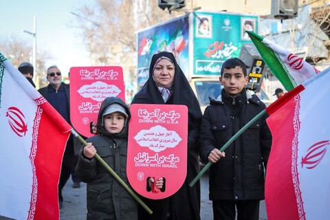 تصاویر/ راهپیمایی مردم زنجان در ۲۲ بهمن