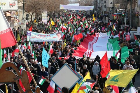 تصاویر/ راهپیمایی مردم زنجان در ۲۲ بهمن