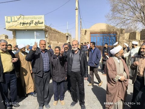 تصاویر راهپیمایی ۲۲ بهمن در شهر محی آباد