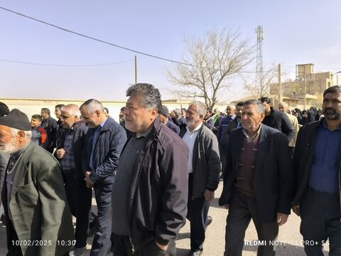 تصاویر راهپیمایی ۲۲ بهمن در شهر محی آباد