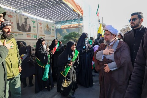 تصاویر/ راهپیمایی مردم تبریز در ۲۲ بهمن