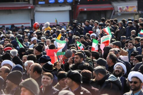 تصاویر/ راهپیمایی مردم تبریز در ۲۲ بهمن