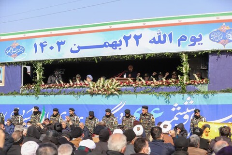 تصاویر/ راهپیمایی مردم تبریز در ۲۲ بهمن