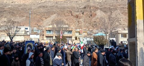 تصاویر/ مراسم راهپیمایی روز 22 بهمن در ماکو