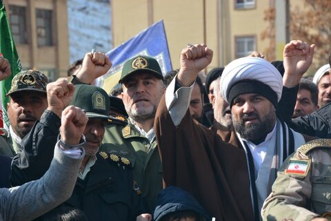 تصاویر/ مراسم راهپیمایی روز 22 بهمن در ماکو